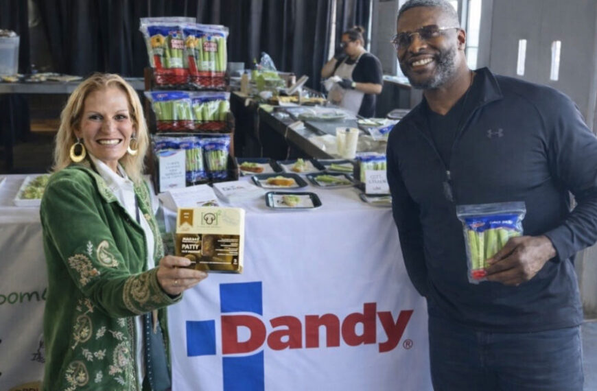 Home Daryn Mayer at the Dandy & Mushroom