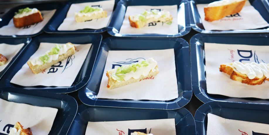 Duda Farm Fresh Foods Spotlights Dandy® Celery at Super Bowl LX Pop-Up with Athletes and Influencers; Nichole Towell Shares Celery with Dip and Bread